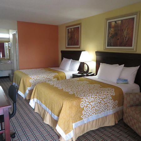 Days Inn By Wyndham Blytheville Εξωτερικό φωτογραφία