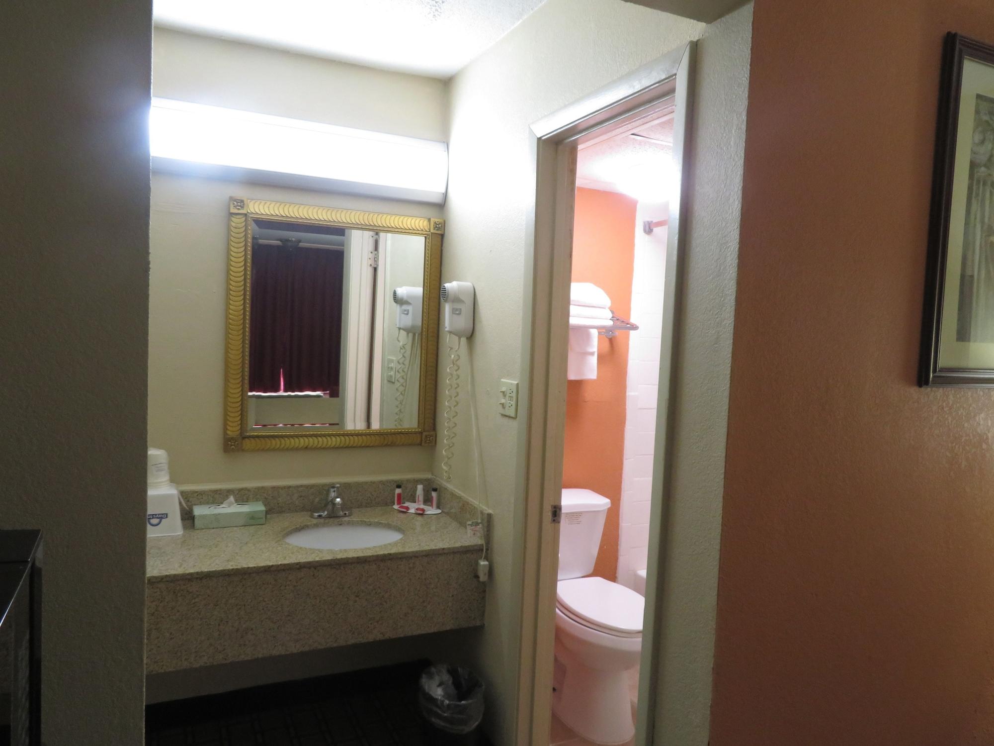 Days Inn By Wyndham Blytheville Εξωτερικό φωτογραφία
