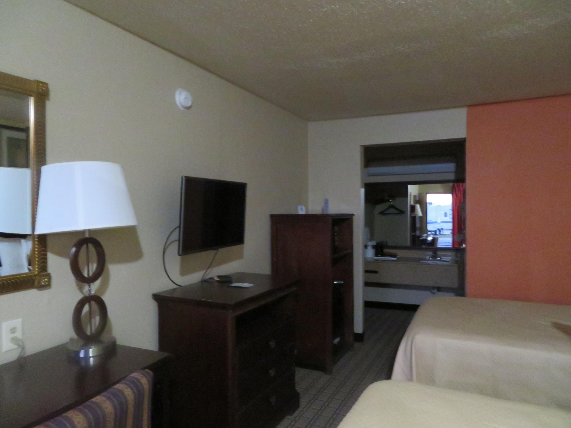 Days Inn By Wyndham Blytheville Εξωτερικό φωτογραφία
