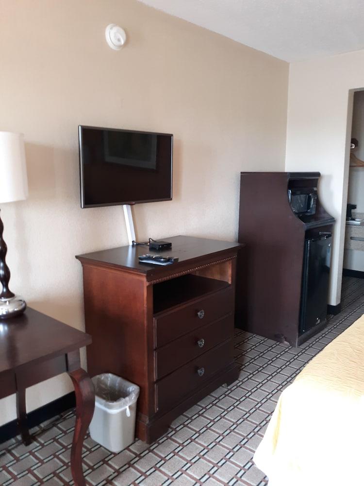 Days Inn By Wyndham Blytheville Εξωτερικό φωτογραφία