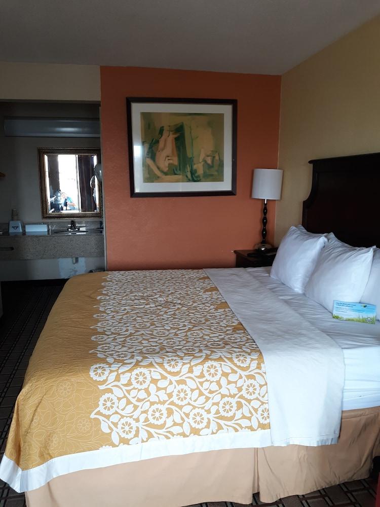 Days Inn By Wyndham Blytheville Εξωτερικό φωτογραφία