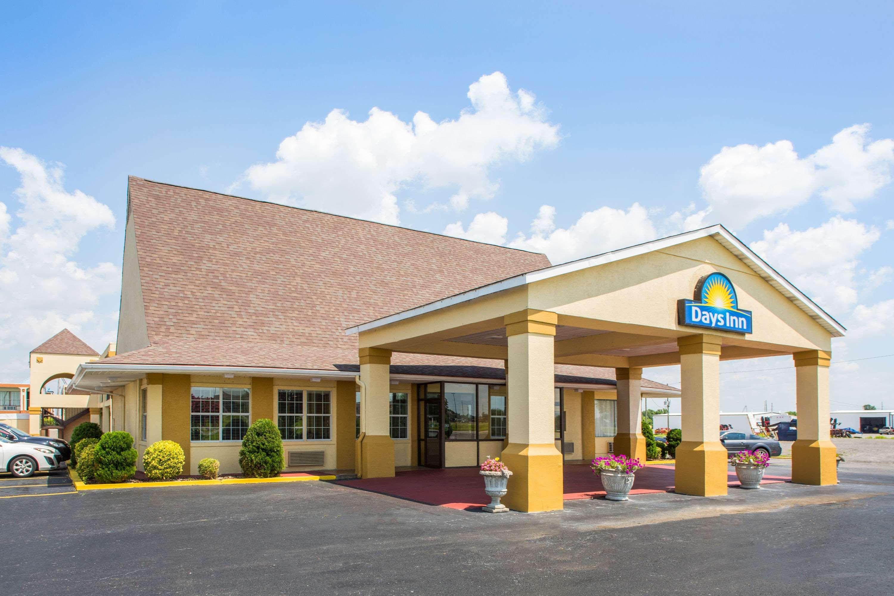 Days Inn By Wyndham Blytheville Εξωτερικό φωτογραφία