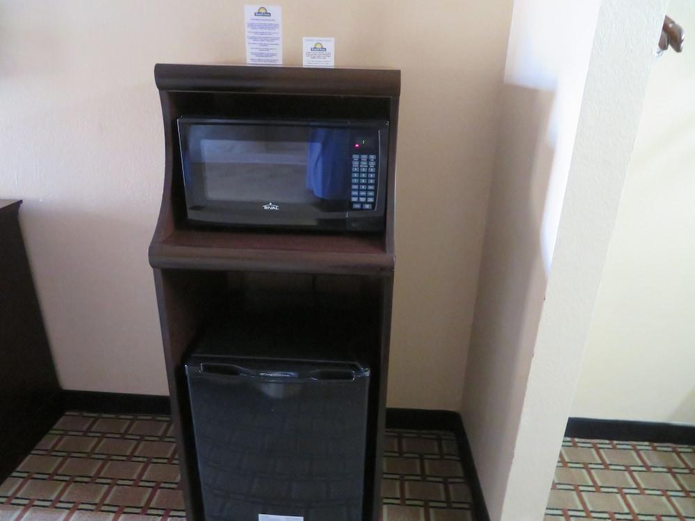 Days Inn By Wyndham Blytheville Εξωτερικό φωτογραφία