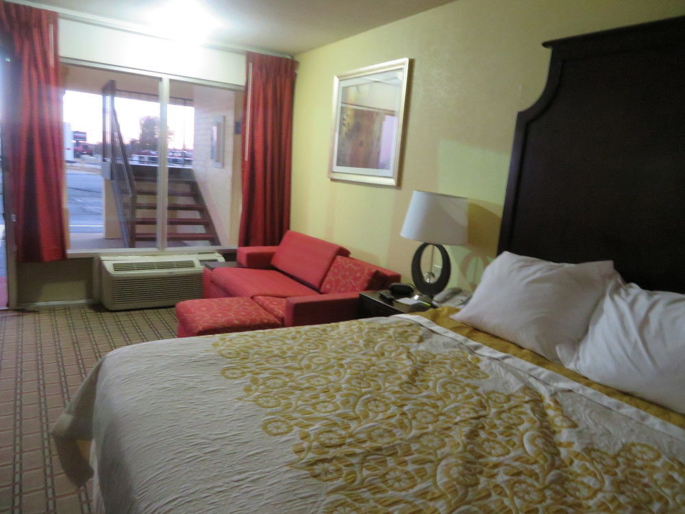 Days Inn By Wyndham Blytheville Εξωτερικό φωτογραφία